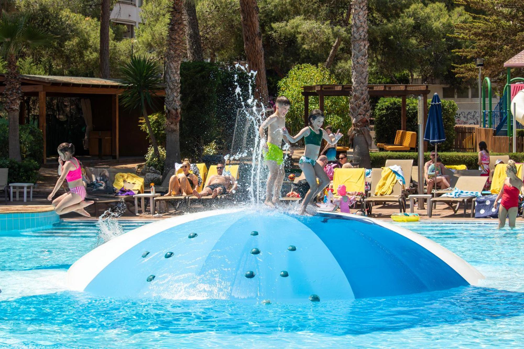 סאלו Golden Avenida Family Suites 4* מראה חיצוני תמונה