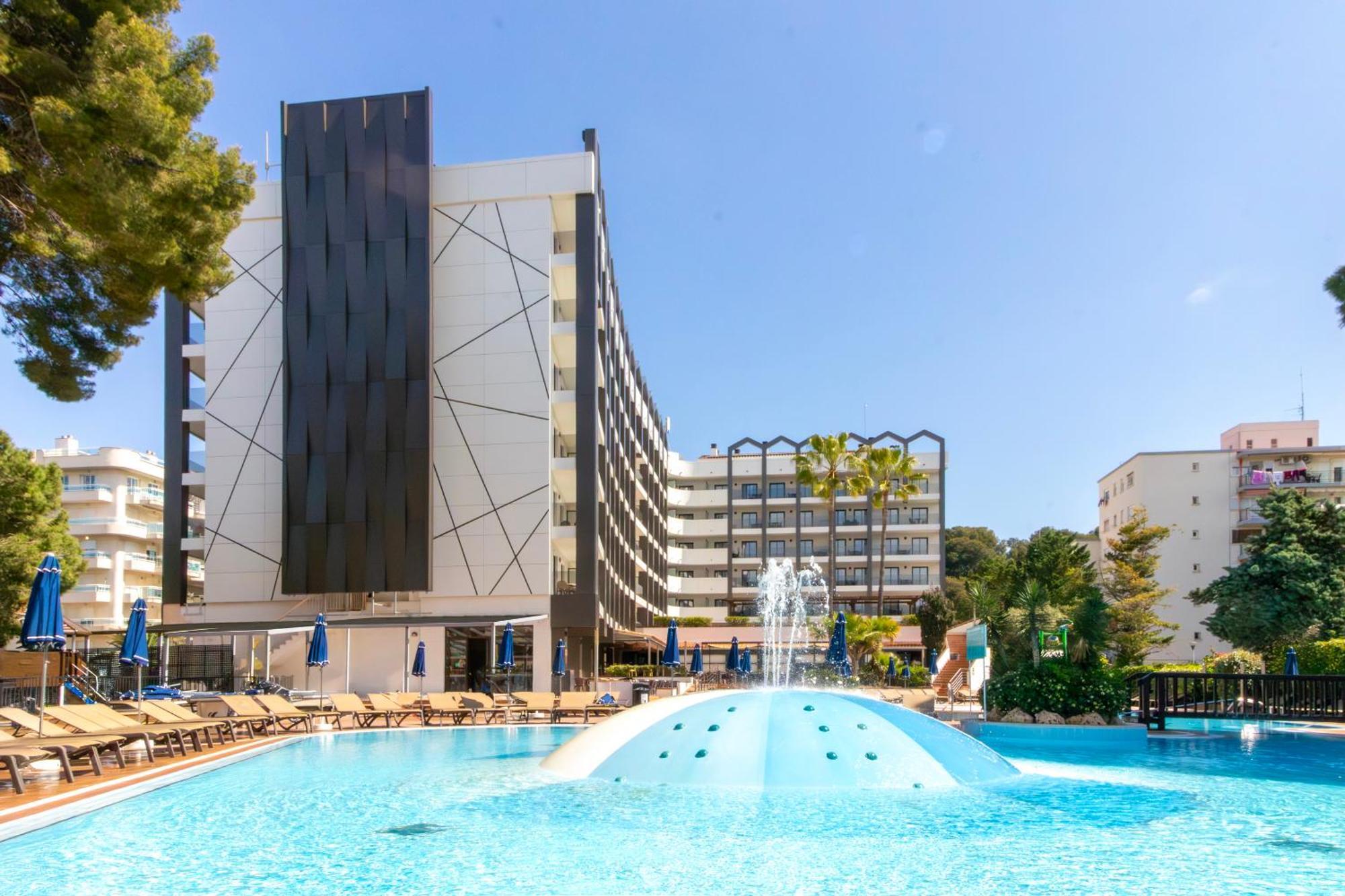 סאלו Golden Avenida Family Suites 4* מראה חיצוני תמונה