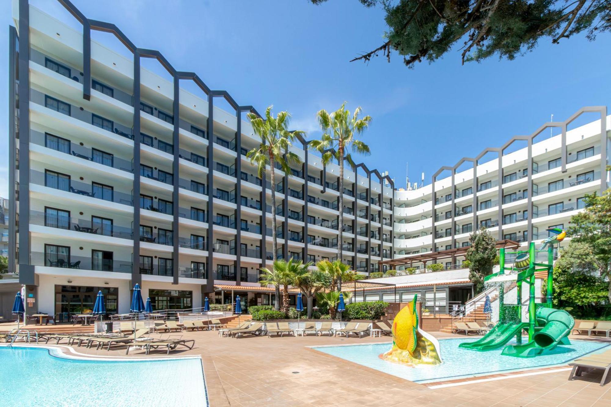 סאלו Golden Avenida Family Suites 4* מראה חיצוני תמונה